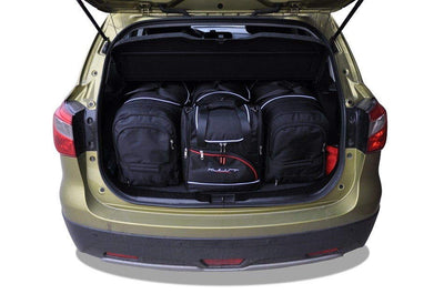 Kjust Reistassenset voor Suzuki SX4 S-Cross 2013-2021 - Set van 4 Tassen met 2 Roltassen 1 Sporttas en 1 Vliegtuigtas