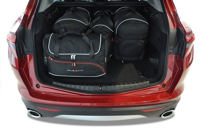 Kjust Reistassenset voor Alfa Romeo Stelvio vanaf 2017 - Set van 5 Tassen met 2 Roltassen 1 Sporttas en 2 Vliegtuigtassen