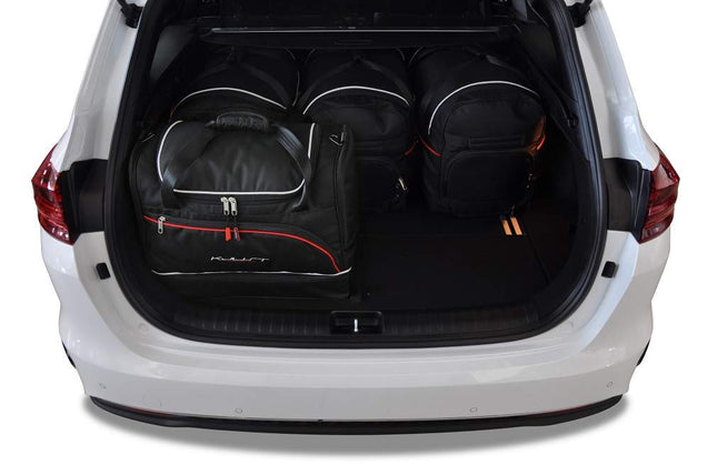 Kjust Reistassenset voor Kia Ceed Sportswagon vanaf 2018 - Set van 5 Tassen met 3 Roltassen en 2 Sporttassen