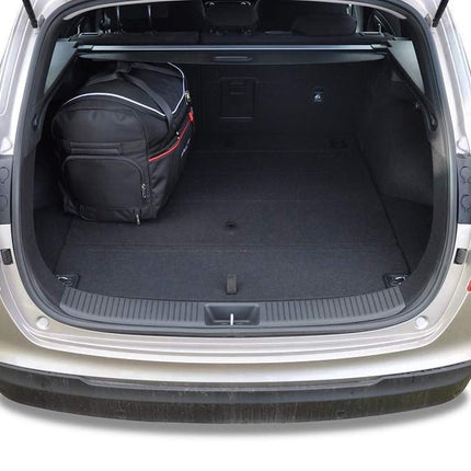 Kjust Reistassenset voor Hyundai i30 Tourer vanaf 2017 - Set van 5 Tassen met 3 Roltassen en 2 Sporttassen