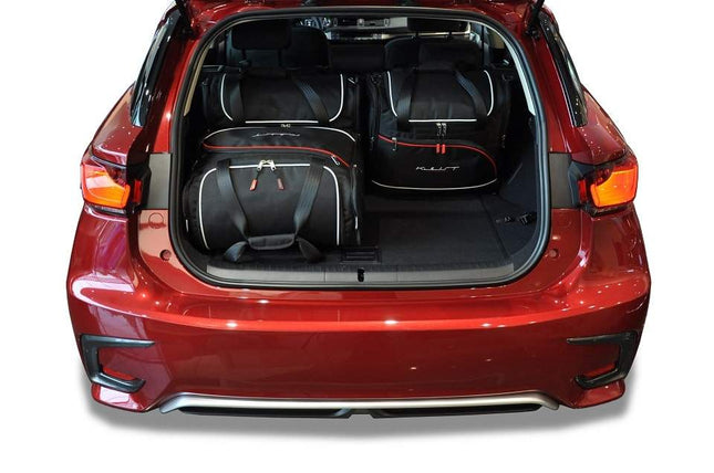 Kjust Reistassenset voor Lexus CT 5-deurs vanaf 2010 - Set van 4 Tassen met 4 Vliegtuigtassen