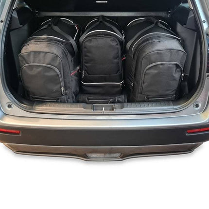 Kjust Reistassenset voor Suzuki Vitara 5-deurs 2015-2024 - Set van 4 Tassen met 2 Roltassen 1 Sporttas en 1 Vliegtuigtas