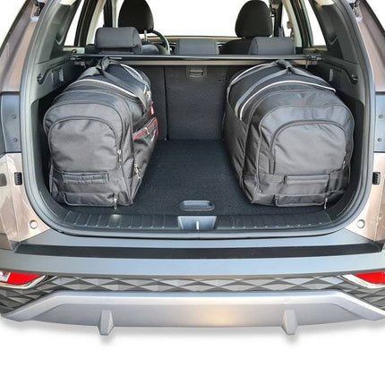 Kjust Reistassenset voor Hyundai Tucson vanaf 2020 - Set van 4 Tassen met 2 Roltassen 1 Sporttas en 1 Vliegtuigtas