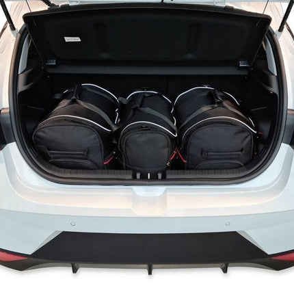 Kjust Reistassenset voor Hyundai i20 5-deurs vanaf 2020 - Set van 3 Tassen met 2 Roltassen en 1 Vliegtuigtas