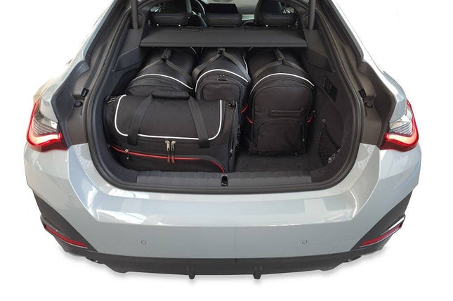 Kjust Reistassenset voor BMW 4 serie Gran coupe vanaf 2021 - Set van 5 Tassen met 2 Roltassen 1 Sporttas en 2 Vliegtuigtassen