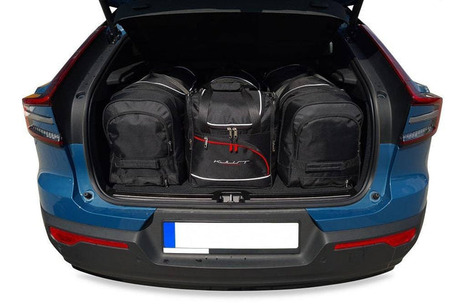 Kjust Reistassenset voor Volvo C40 2022-2024 - Set van 4 Tassen met 2 Roltassen 1 Sporttas en 1 Vliegtuigtas