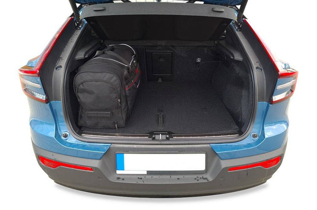 Kjust Reistassenset voor Volvo C40 2022-2024 - Set van 4 Tassen met 2 Roltassen en 2 Sporttassen