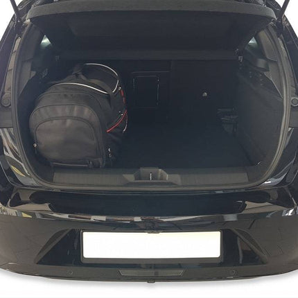 Kjust Reistassenset voor Opel Astra 5-deurs vanaf 2022 - Set van 4 Tassen met 2 Roltassen 1 Sporttas en 1 Vliegtuigtas