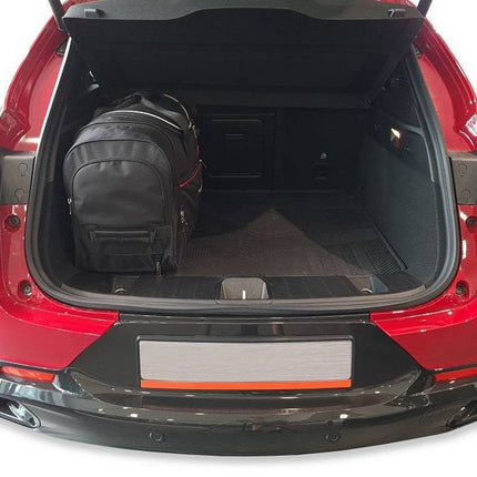 Kjust Reistassenset voor Alfa Romeo Tonale vanaf 2022 - Set van 4 Tassen met 2 Roltassen 1 Sporttas en 1 Vliegtuigtas