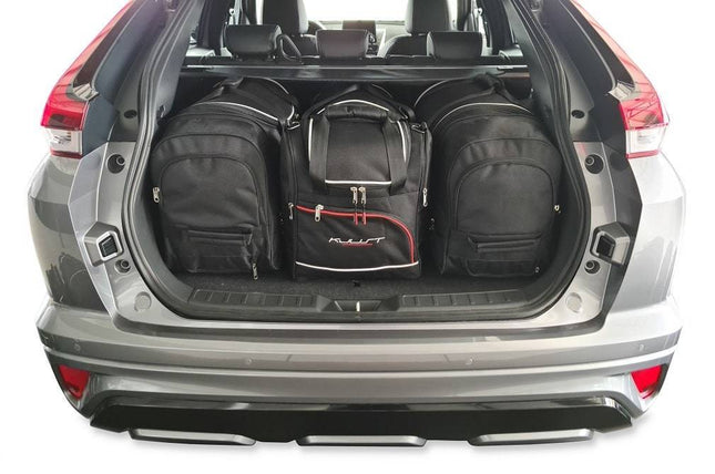 Kjust Reistassenset voor Mitsubishi Eclipse Cross vanaf 2017 - Set van 4 Tassen met 2 Roltassen 1 Sporttas en 1 Vliegtuigtas