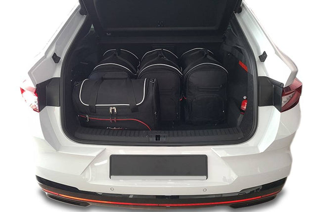 Kjust Reistassenset voor Skoda Enyaq Coupe vanaf 2022 - Set van 5 Tassen met 3 Roltassen en 2 Vliegtuigtassen