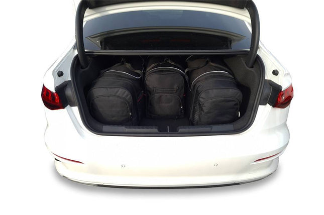Kjust Reistassenset voor Audi A3 Sedan vanaf 2020 - Set van 4 Tassen met 3 Roltassen en 1 Vliegtuigtas