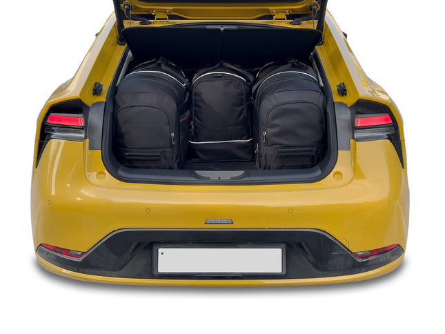 Kjust Reistassenset voor Toyota Prius 5-deurs vanaf 2023 - Set van 4 Tassen met 2 Roltassen 1 Sporttas en 1 Vliegtuigtas