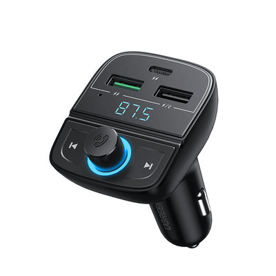 UGREEN  Bluetooth 5.0 Muziek FM Transmitter en 1x USB-C & 2x USB-A Dubbele USB Poort Autolader Zwart